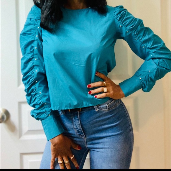 True Destiny elegant blouse - Picture 2 of 10